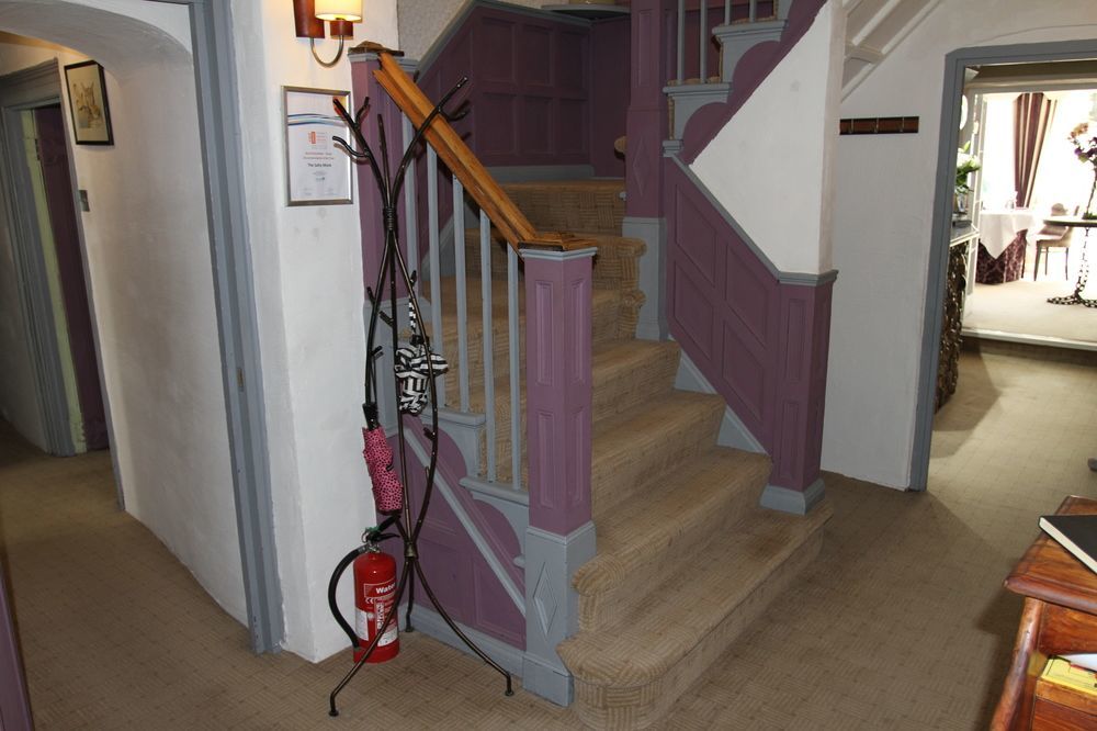 The Salty Monk Bed & Breakfast Сидмут Екстериор снимка